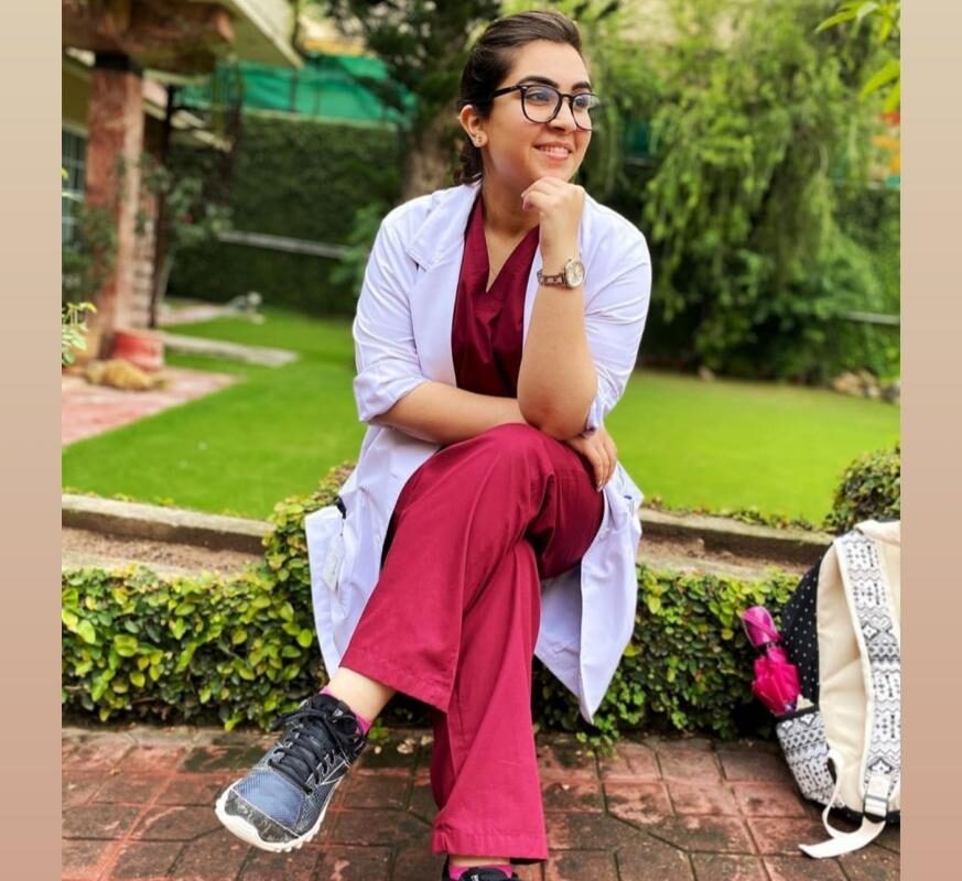 girl post for remarks